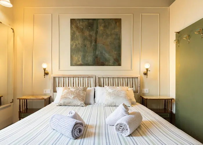 Milan Charm two-room apartment Bocconi Navigli Darsena